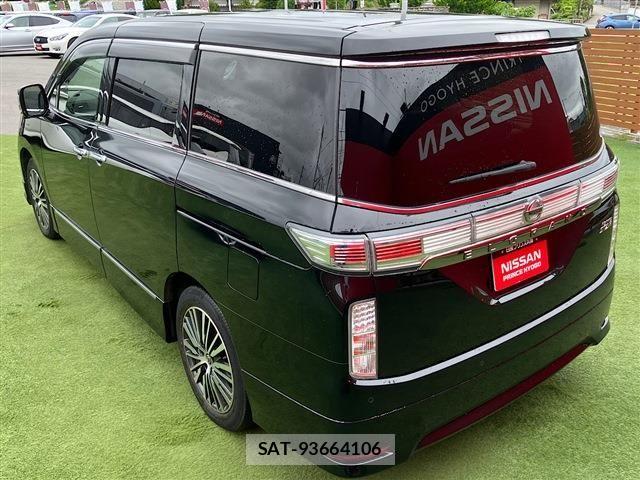 Nissan ELGRAND 2021-03 7326905-18
