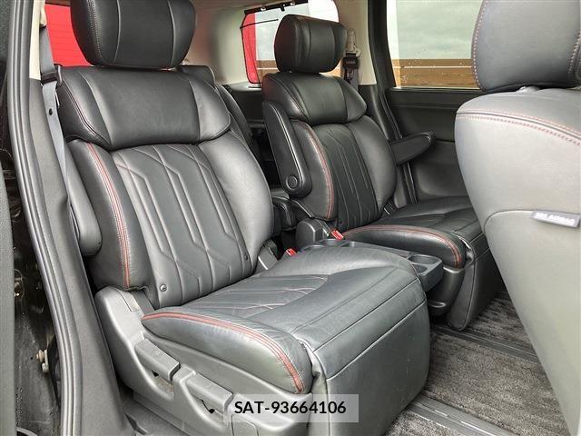 Nissan ELGRAND 2021-03 7326905-28