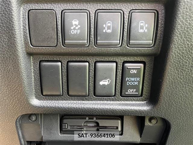 Nissan ELGRAND 2021-03 7326905-5