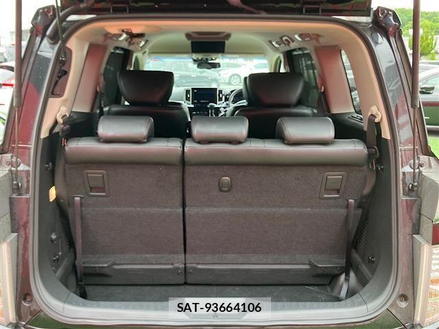 Nissan ELGRAND 2021-03 7326905-6