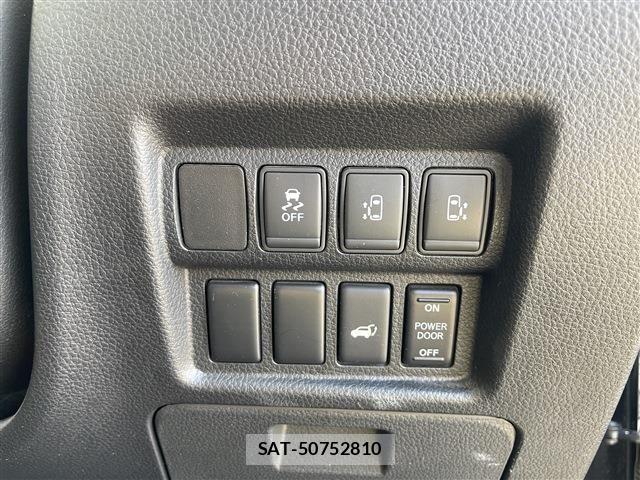 Nissan ELGRAND 2021-07 7326907-11
