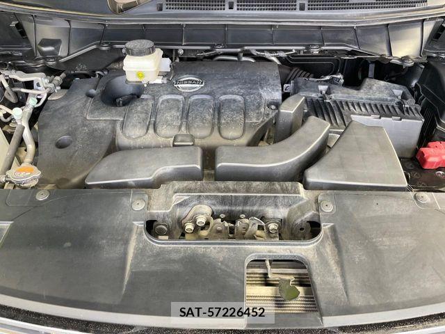 Nissan ELGRAND 2017-03 7326911-18