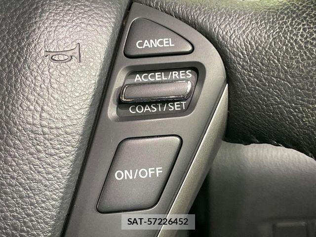 Nissan ELGRAND 2017-03 7326911-5