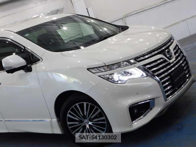 Nissan ELGRAND 2017-03 7326913-4