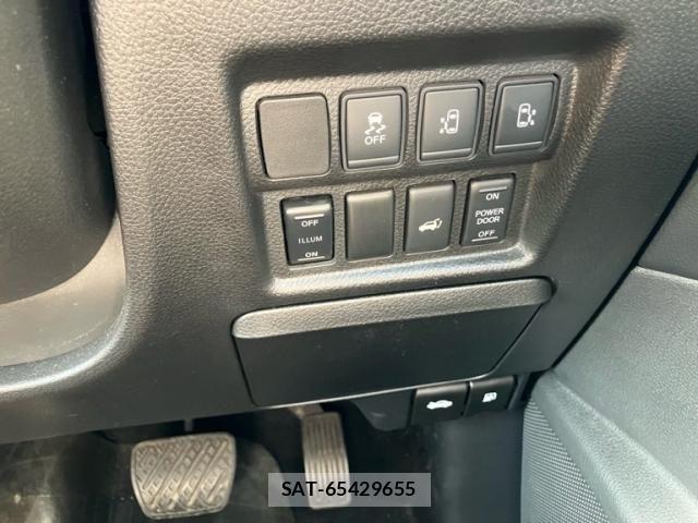 Nissan ELGRAND 2014-03 7326915-16