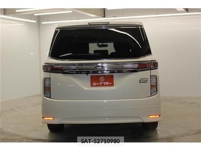 Nissan ELGRAND 2018-03 7357654-5
