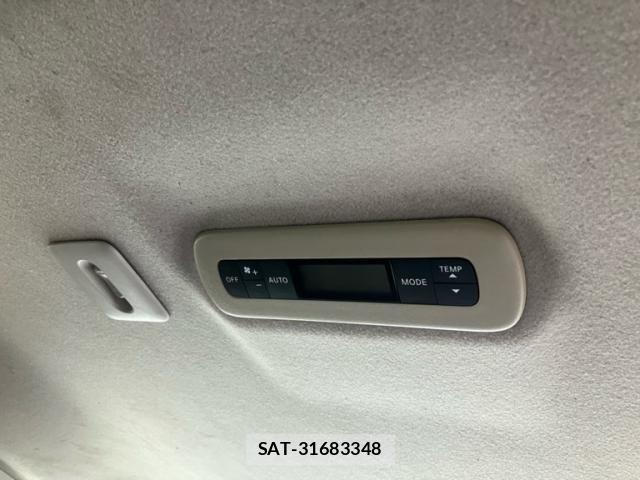 Nissan ELGRAND 2011-02 7357655-13
