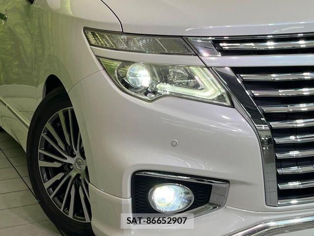Nissan ELGRAND 2014-01 7357649-12