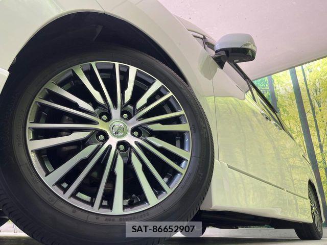 Nissan ELGRAND 2014-01 7357649-13