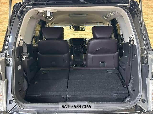 Nissan ELGRAND 2021-07 7357648-12