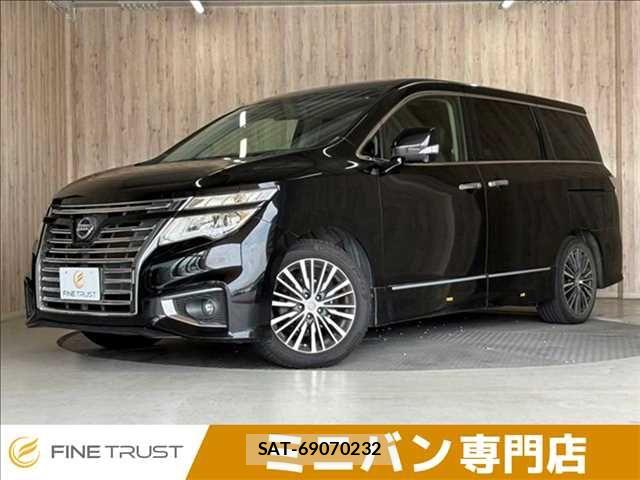 Nissan ELGRAND 2014-05 7357651-0