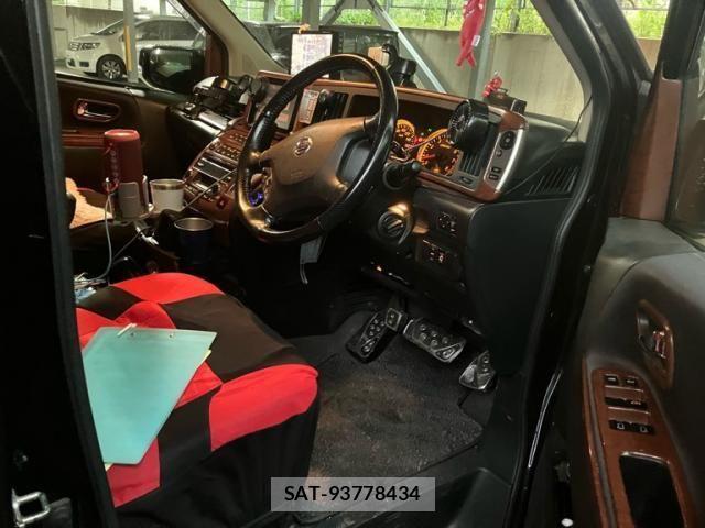 Nissan ELGRAND 2006-03 7357658-12