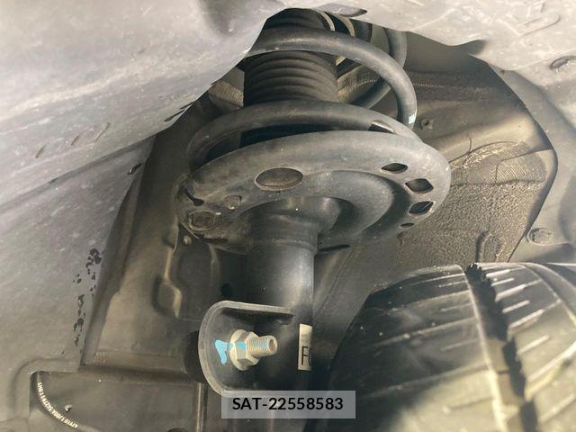 Nissan ELGRAND 2019-03 7357650-19