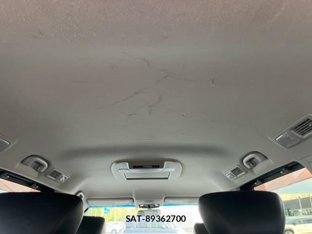 Nissan ELGRAND 2010-09 7357656-15