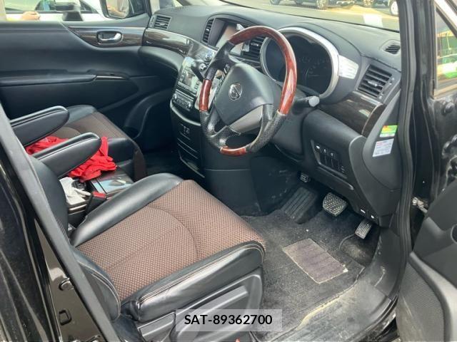 Nissan ELGRAND 2010-09 7357656-17