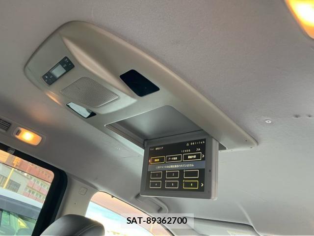 Nissan ELGRAND 2010-09 7357656-18