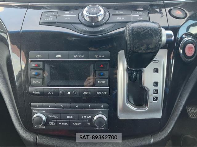Nissan ELGRAND 2010-09 7357656-22