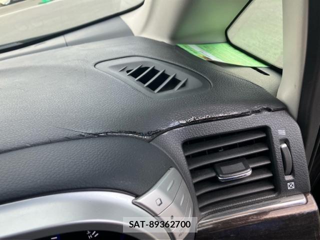 Nissan ELGRAND 2010-09 7357656-25