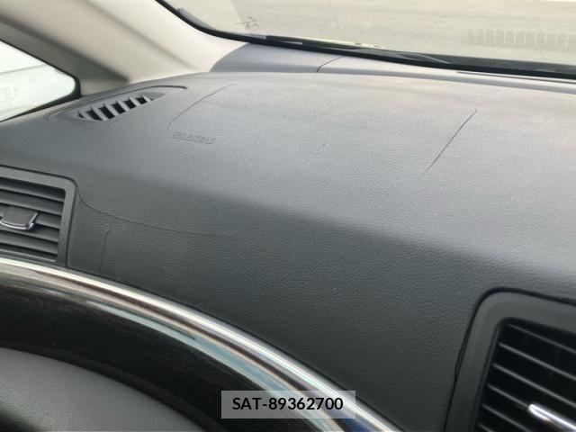 Nissan ELGRAND 2010-09 7357656-26