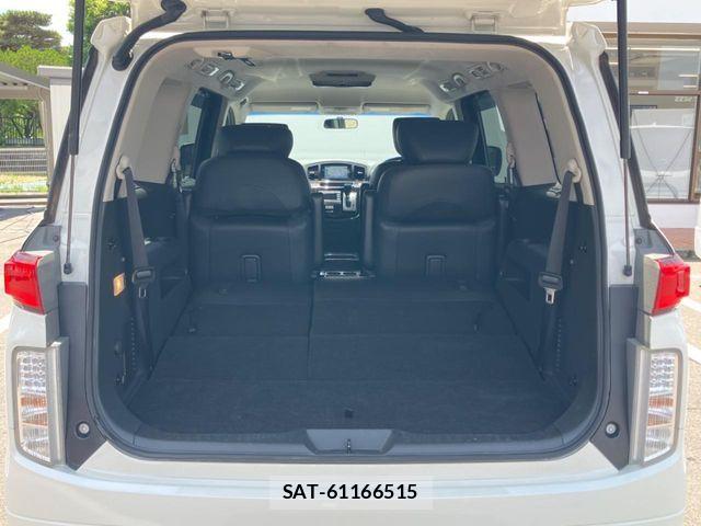 Nissan ELGRAND 2013-05 7392065-10
