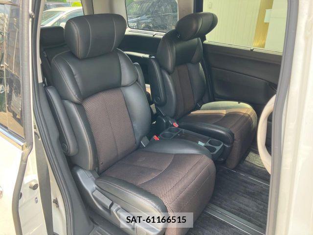 Nissan ELGRAND 2013-05 7392065-8