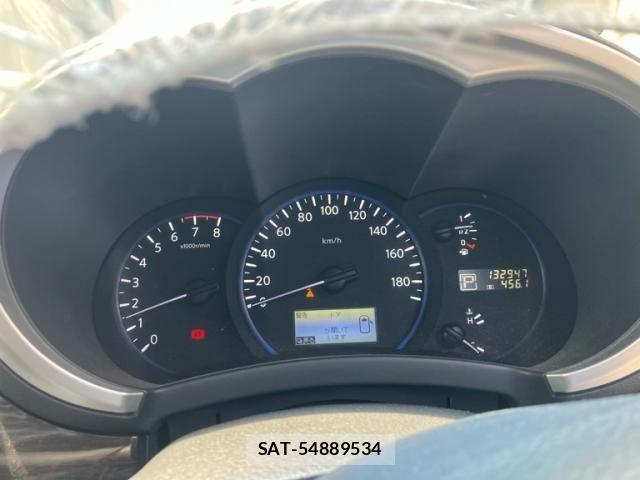 Nissan ELGRAND 2013-01 7392069-14