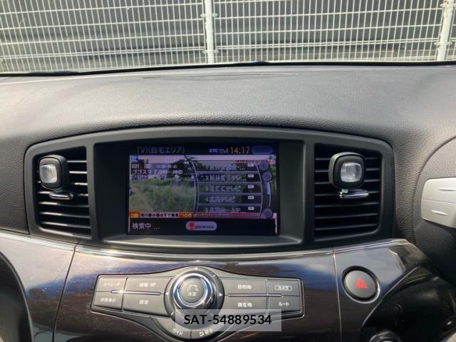 Nissan ELGRAND 2013-01 7392069-15