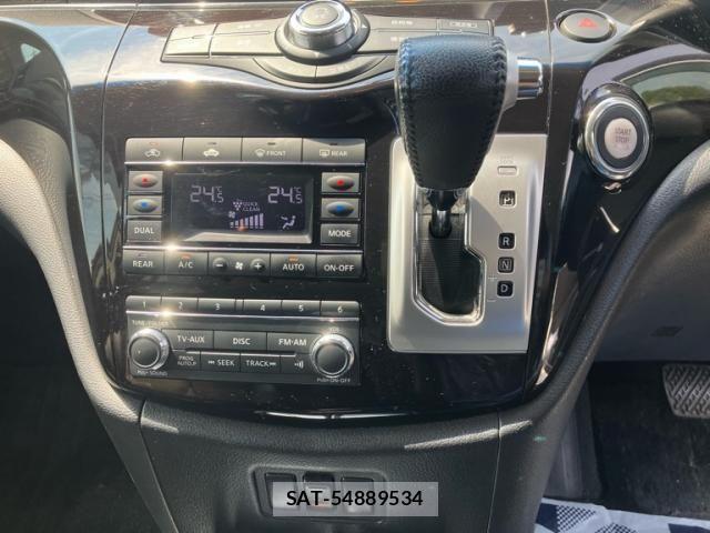 Nissan ELGRAND 2013-01 7392069-16