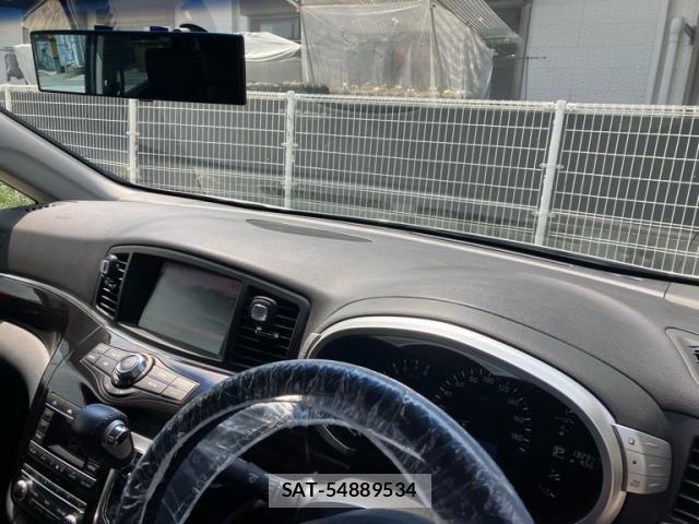Nissan ELGRAND 2013-01 7392069-19