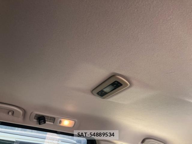 Nissan ELGRAND 2013-01 7392069-24