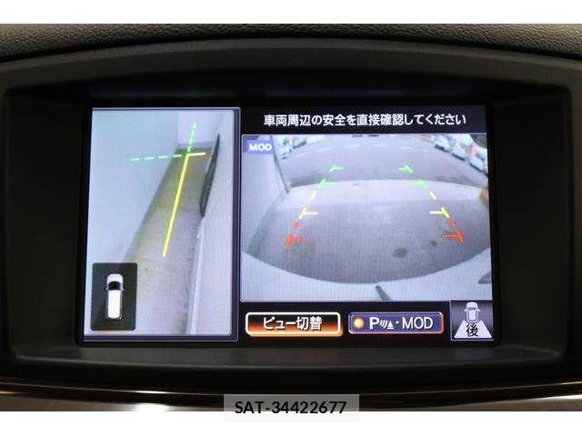 Nissan ELGRAND 2018-10 7392061-5