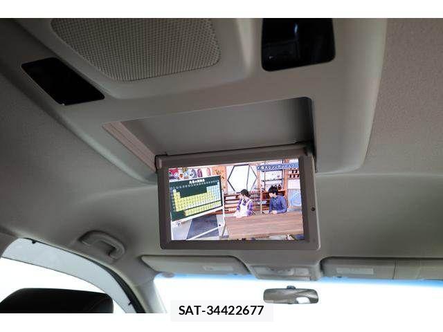 Nissan ELGRAND 2018-10 7392061-6