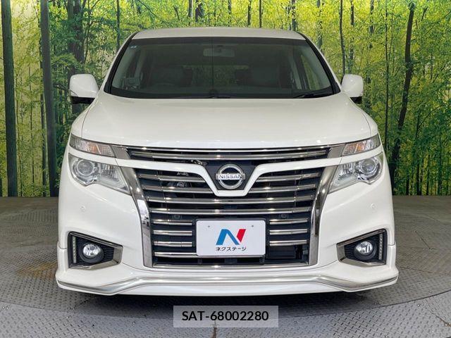 Nissan ELGRAND 2017-08 7392053-14