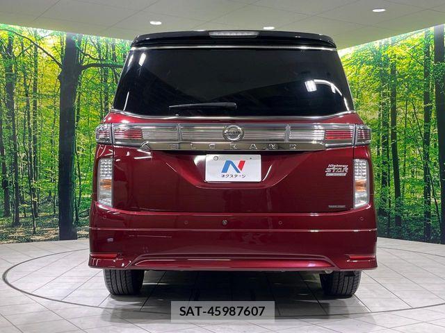 Nissan ELGRAND 2021-02 7392046-15