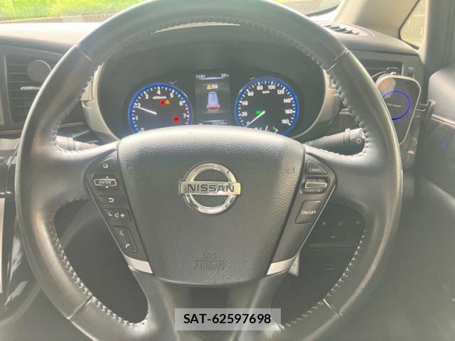 Nissan ELGRAND 2014-01 7392068-13