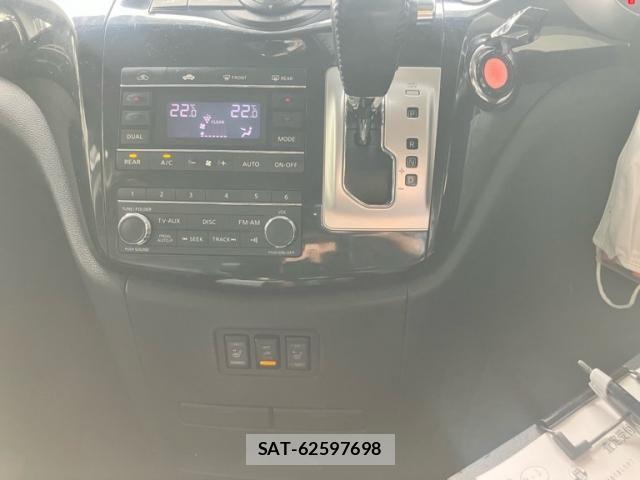 Nissan ELGRAND 2014-01 7392068-15