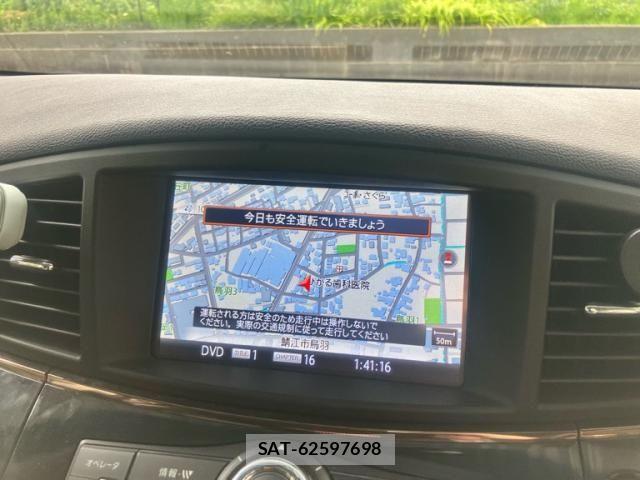 Nissan ELGRAND 2014-01 7392068-17