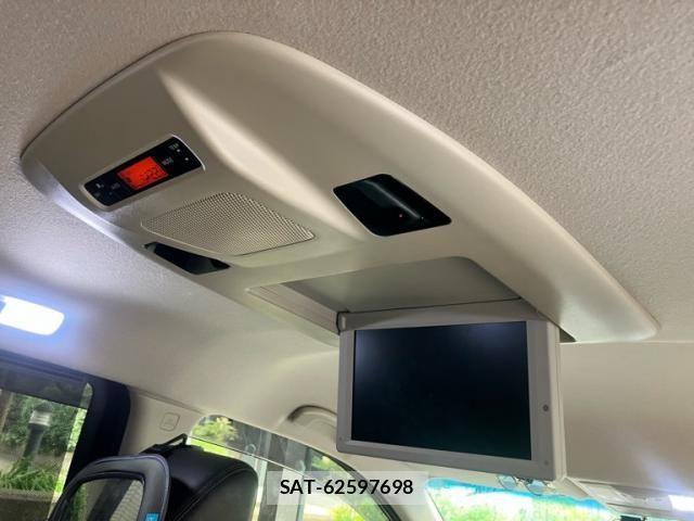 Nissan ELGRAND 2014-01 7392068-20