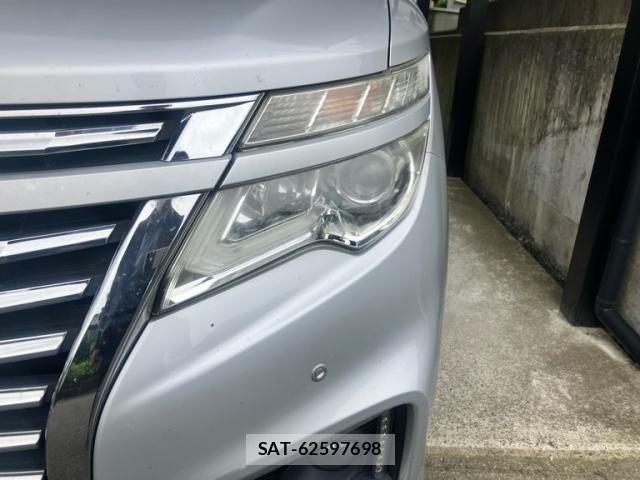 Nissan ELGRAND 2014-01 7392068-2