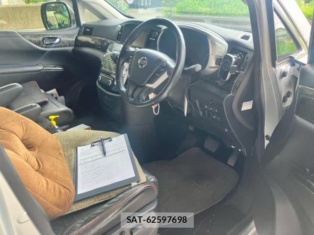 Nissan ELGRAND 2014-01 7392068-8