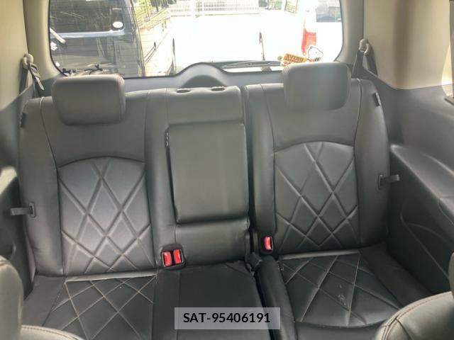 Nissan ELGRAND 2015-09 7392064-12
