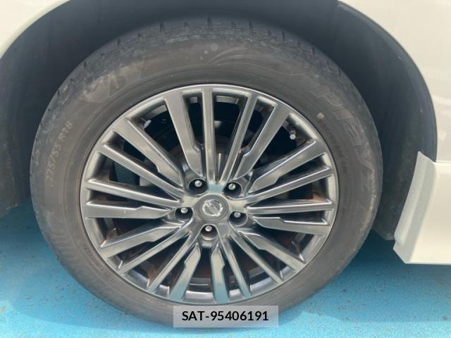 Nissan ELGRAND 2015-09 7392064-5