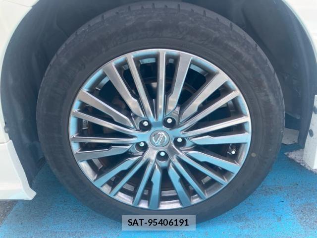 Nissan ELGRAND 2015-09 7392064-6