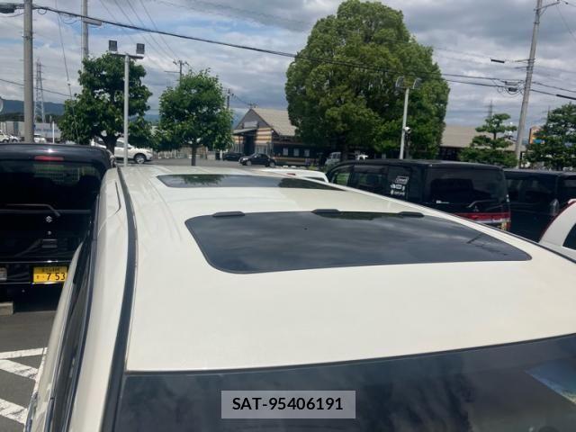 Nissan ELGRAND 2015-09 7392064-8