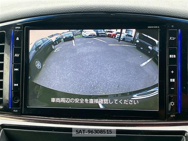 Nissan ELGRAND 2016-02 7392062-21