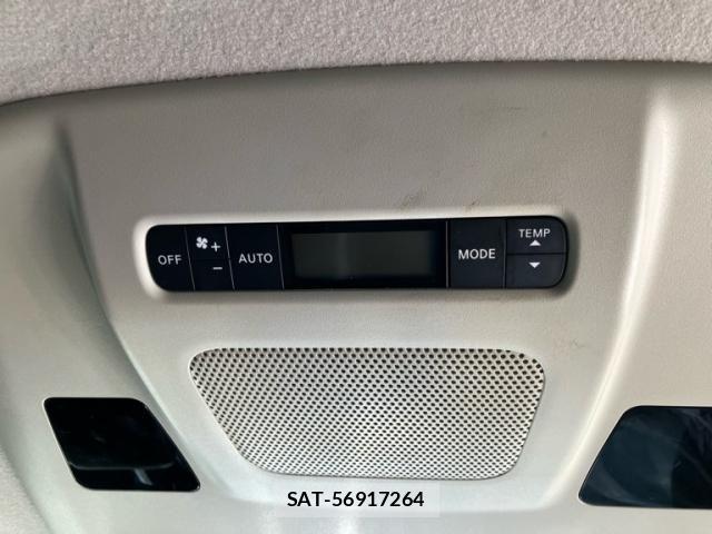 Nissan ELGRAND 2011-08 7454138-11
