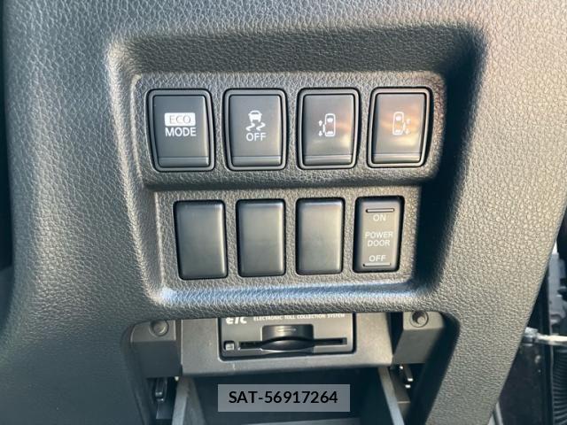 Nissan ELGRAND 2011-08 7454138-14