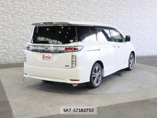 Nissan ELGRAND 2012-10 7454131-18