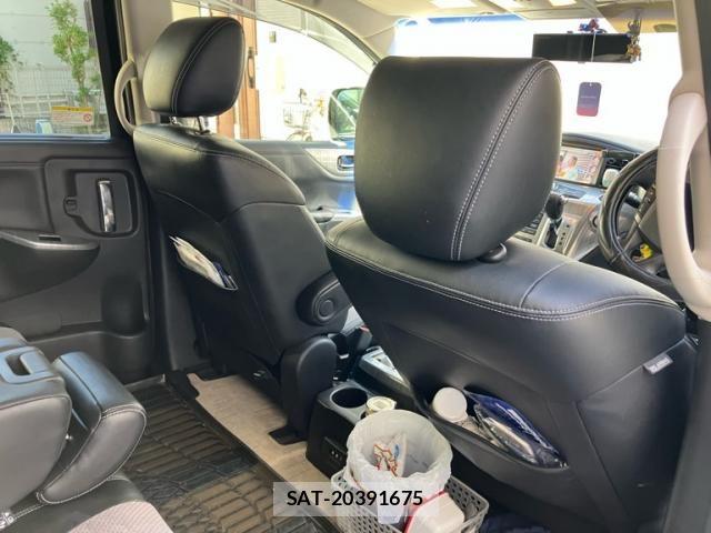 Nissan ELGRAND 2015-07 7454132-9