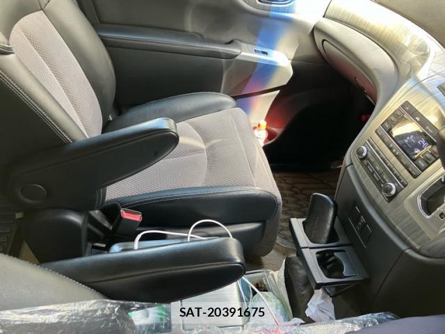 Nissan ELGRAND 2015-07 7454132-15